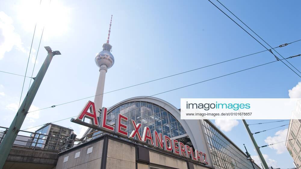 Berlin GER, Berlin, Wirtschaft News Corporate, 14 06 2020, Bahnhof S und U Bahn Alexanderplatz, 14 06 2020,