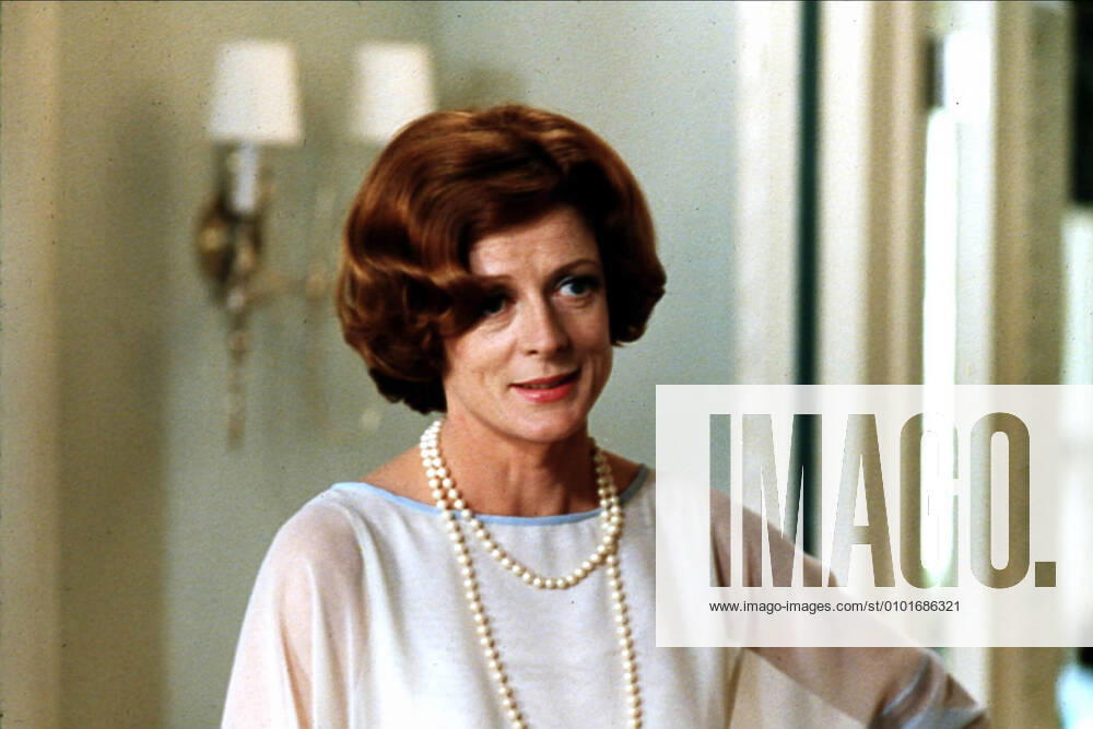 OSCARS: Beste Nebendarstellerin, Preisträgerinnen 1971-1980 CALIFORNIA SUITE CALIFORNIA SUITE MAGGIE SMITH Date: 1978. Strictly editorial use only in conjunction with the promotion of the film. Credit line mandatory. This image is copyright of the film company and is supplied under the terms of issue as film still. No commercial or book cover use permitted without prior consent from the film company. Mandatory credit line: Image courtesy Ronald Grant Archive Mary Evans