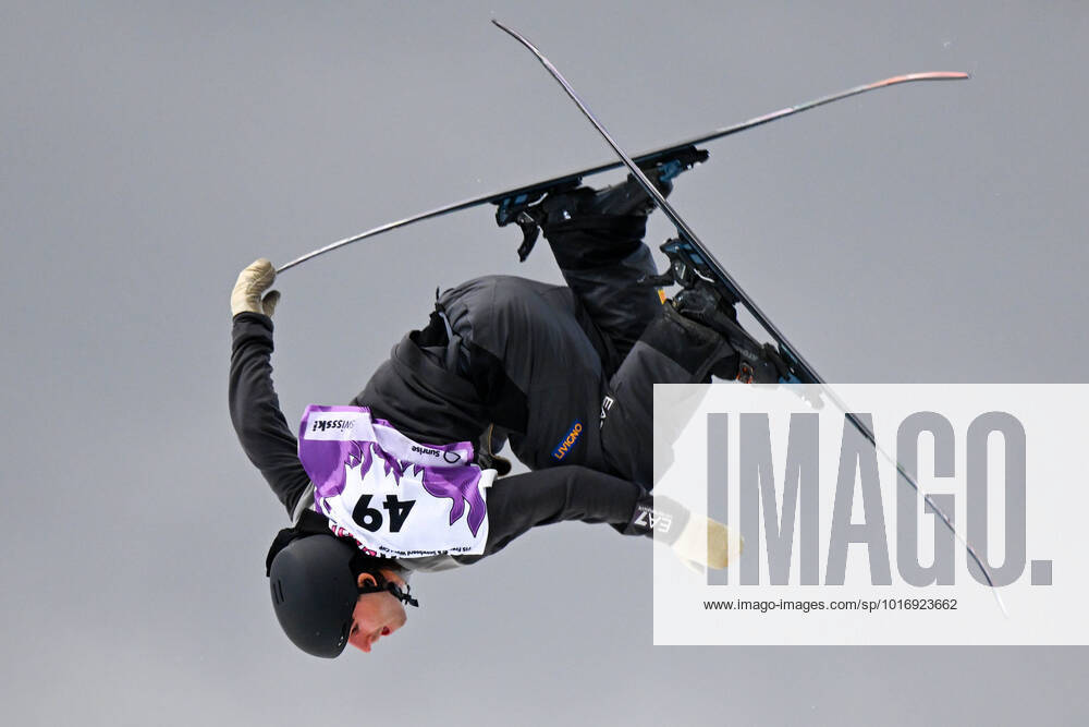 KW42 FREE SKI - FIS WC Chur CHUR,SWITZERLAND,21.OCT.22 - FREE SKI - FIS World Cup, Big Air. Image shows Moritz Happacher (ITA). GEPAxpictures xOliverxLerch