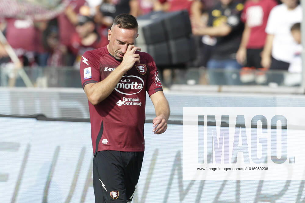 KW42 Foto Alessandro Garofalo LaPresse 22 ottobre 2022 - Salerno, Italia - calcio - Salernitana vs Spezia - Campionato italiano di calcio Serie A TIM 2022 2023 - Stadio Arechi. Nella foto: Franck Ribery (Salernitana) October 22, 2022 Salerno, Italy - sport, calcio - Salernitana vs Spezia - Italian Serie A Football Championship 2022 2023 - Arechi Stadium. In the pic: Franck Ribery (Salernitana)