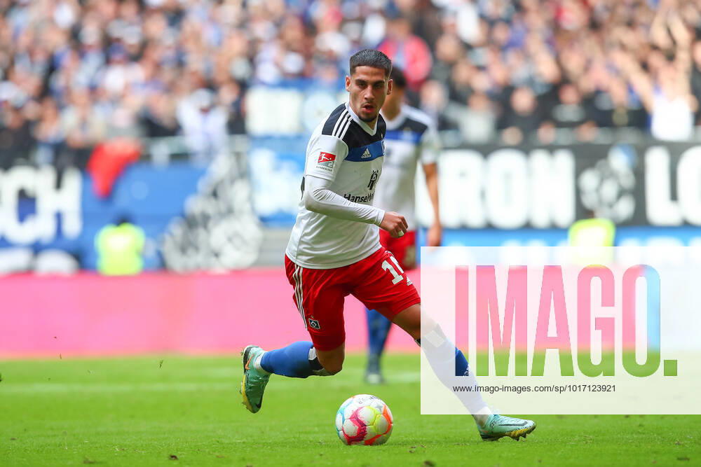 football 2 Bundesliga, Hamburger SV 1 FC Magdeburg, v l Ludovit Reis HSV, 14 Hamburg