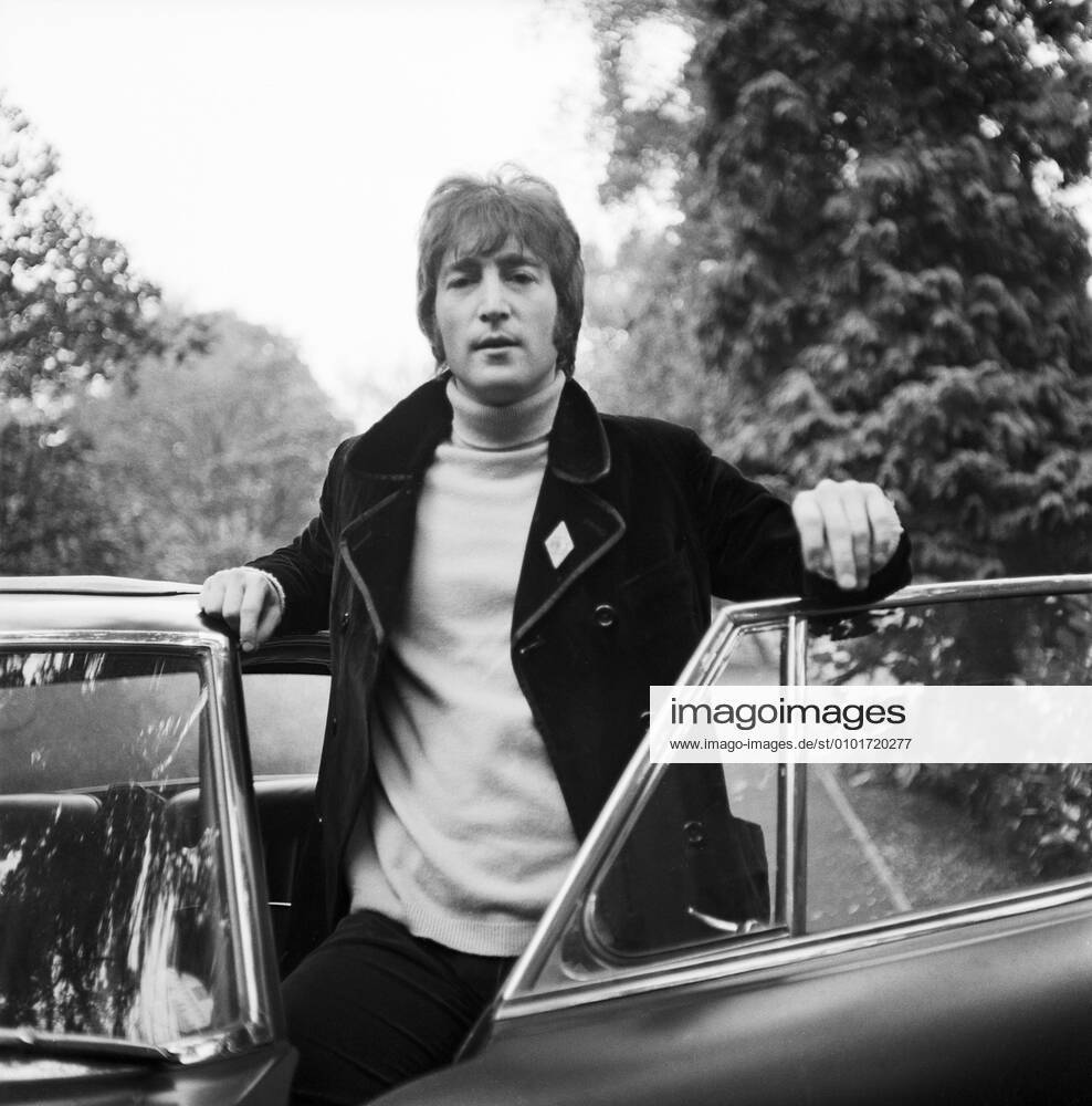 John Lennon John Lennon, britischer Musiker und Komponist, Deutschland um 1966. British musician and composer John Lennon at Germany, around 1966., Deutschland