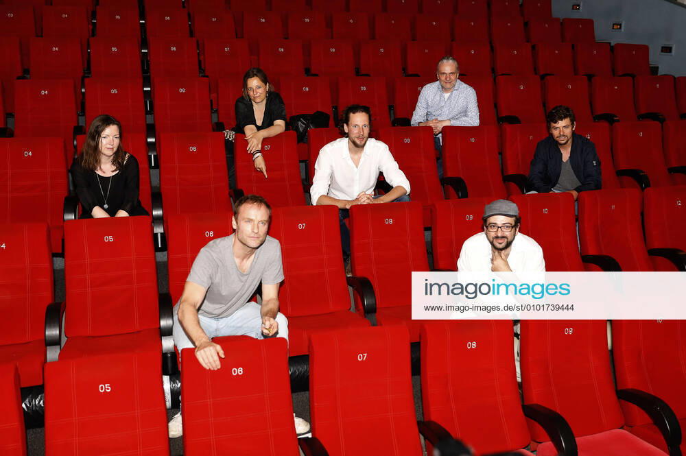Dana Messerschmidt, Mark Waschke, Hannah D Schwegel, Jakob D Weydemann, Stephan Winkler, Carlos A Morelli and Friede Clausz at the premiere of the feature film Der Geburtstag im Luchs Kino am Zoo Halle Saale, 18 06 2020 Foto:xR.xStoffelsx xFuturexImage