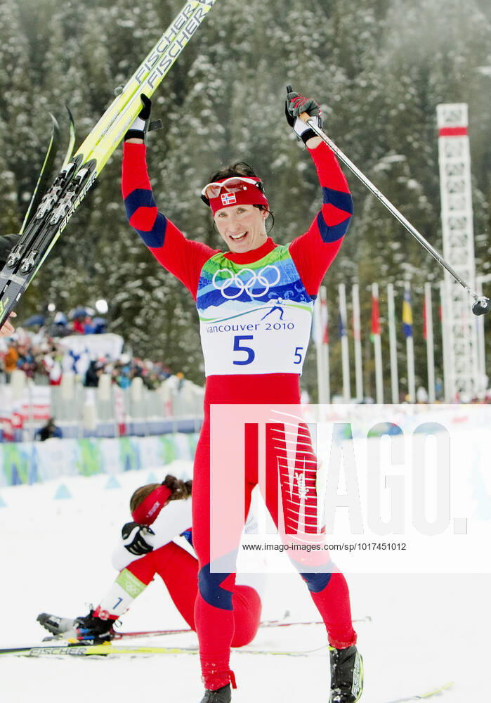 VANCOUVER, WHISTLER, CANADA 20100227 Marit Bjorgen took silver and Justyna Kowalczyk gold medal in 30 km cross country during the Olympics in Vancouver 2010 in Canada on Saturday VANCOUVER, WHISTLER CANADA