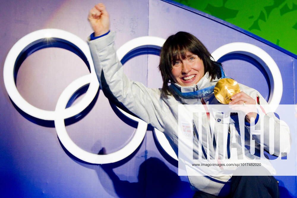 VANCOUVER, WHISTLER, CANADA 20100218 Marit Bjorgen with the gold medal she won in cross country sprint in Whistler Olympic Park during the Olympics in Vancouver Wednesday VANCOUVER, WHISTLER CANADA