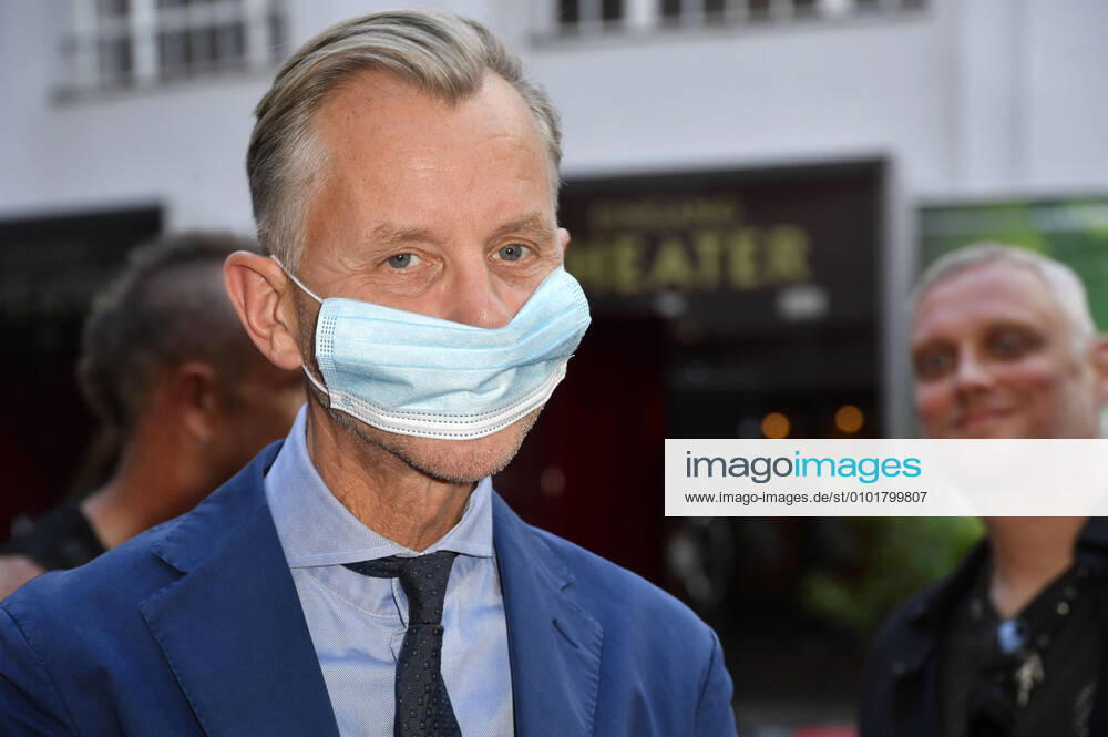 Max Raabe at the photo session for the 750 cultural kilometres from Cologne to Berlin campaign to sensitise people to the current problems of the cultural landscape during the Corona crisis, in the Admiralspalast Berlin, 23 06 2020 Foto:xF.xFuturexImage