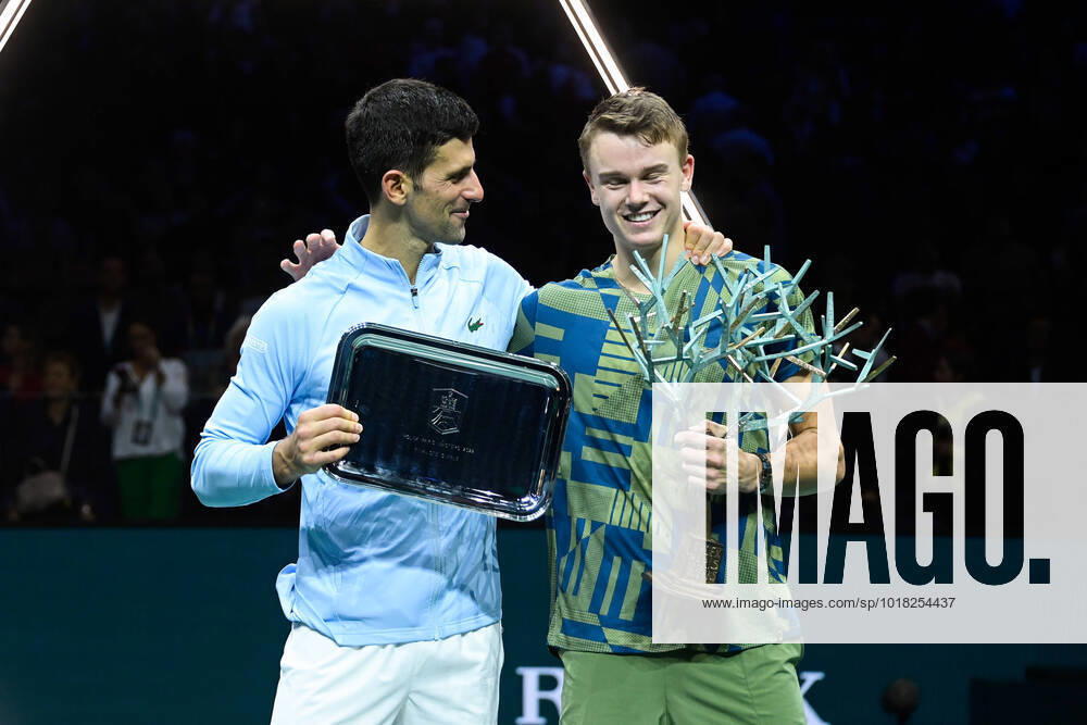 KW44 Holger Rune ( DEN ) - Novak Djokovic ( SRB ) TENNIS : Rolex Paris Masters - Paris - 06 11 2022 FedericoPestellini Panoramic