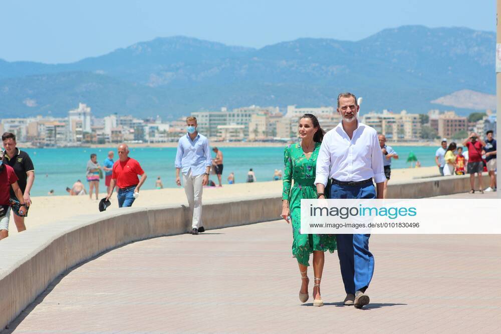 Spanish King Felipe VI and Queen Letizia Ortiz visit Palma Beach on occasion of their travel to Balearic Islands in Palma de Mallorca, 25 June 2020 Cordon Press