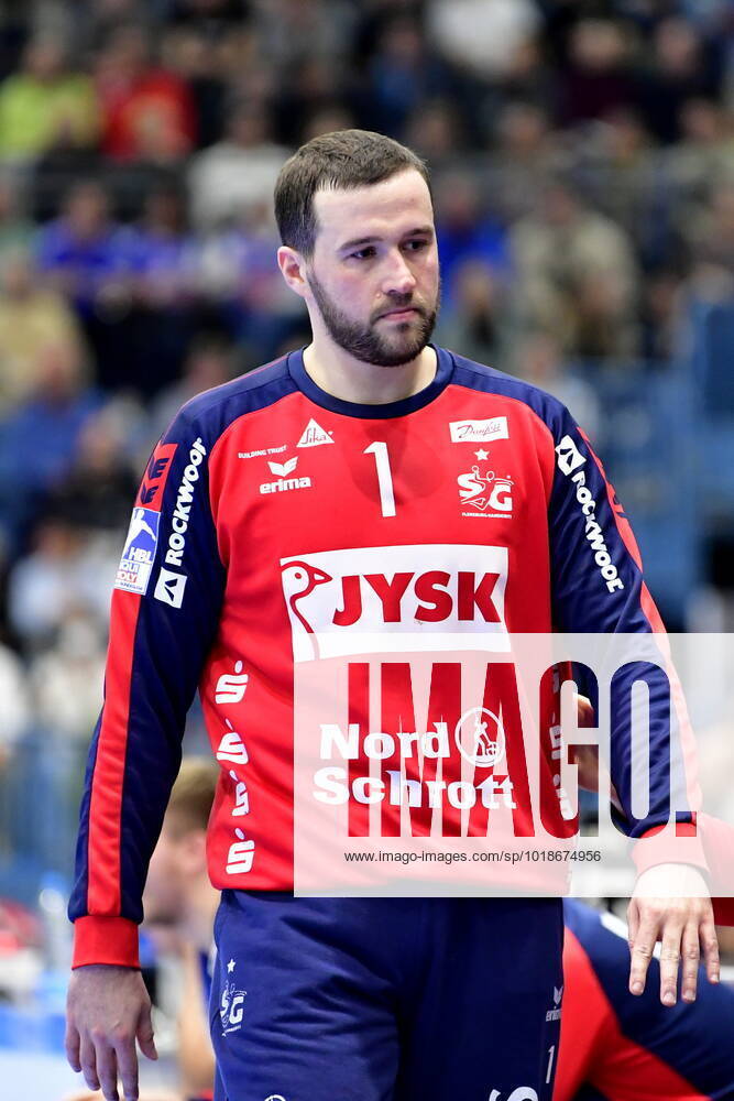 Benjamin Buric SG Flensburg Handewitt 1 disappointed, GER, VfL Gummersbach vs SG Flensburg Handewitt, Handball, Bundesliga, 11 Spieltag, Spielzeit 2022 2023, 10 11 2022 GER, VfL Gummersbach vs SG Flensburg Handewitt, Handball, Bundesliga, 11 Spieltag, Spielzeit 2022 2023, 10 11 2022 Gummersbach