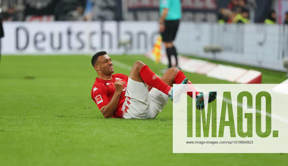 Football Bundesliga, 1 FSV Mainz 05 Eintracht Frankfurt, emonline,, v l , Karim Onisiwo FSV Mainz 05 with pained face DFL DFB REGULATES PROHIBIT ANY USE OF PHOTOGRAPHS AS IMAGE SEQUENCES AND OR QUASI VIDEO