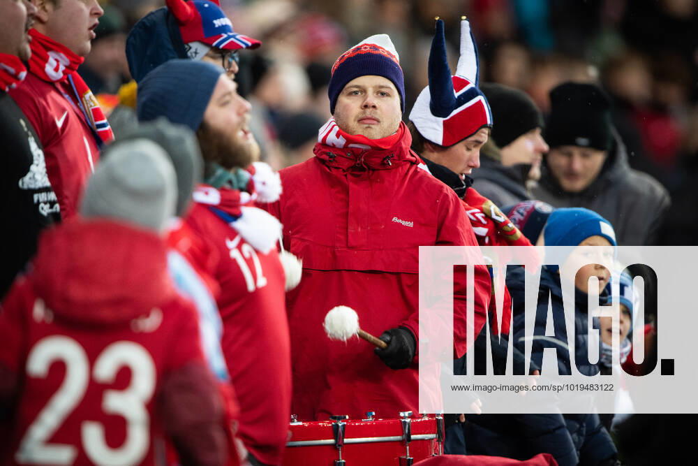 Norway v Finland, football friendly, Oslo, Norway Oslo, Norway. 20th, November 2022. Football fans of Norway seen on the stands during the football friendly match between Norway and Finland at Ullevaal Stadion in Oslo. Oslo Norway