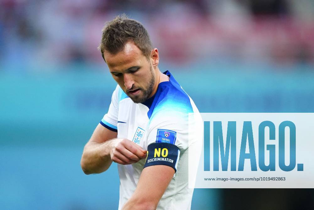 KW47 Mandatory Credit: Photo by Javier Garcia Shutterstock (13626340bc) Harry Kane of England wearing the captain s armband England v Iran, FIFA World Cup, WM, Weltmeisterschaft, Fussball 2022, Group B, Football, Khalifa International Stadium, Ar-Rayyan, Qatar - 21 Nov 2022 Editorial Use Only England v Iran, FIFA World Cup 2022, Group B, Football, Khalifa International Stadium, Ar-Rayyan, Qatar - 21 Nov 2022 Editorial Use Only