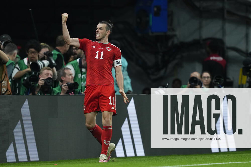 USA v Wales: Group B - FIFA World Cup, WM, Weltmeisterschaft, Fussball Qatar 2022 Gareth Bale Right Winger of Wales and Los Angeles FC in action during the FIFA World Cup Qatar 2022 Group B match between USA and Wales at Ahmad Bin Ali Stadium on November 21, 2022 in Doha, Qatar. Doha Qatar