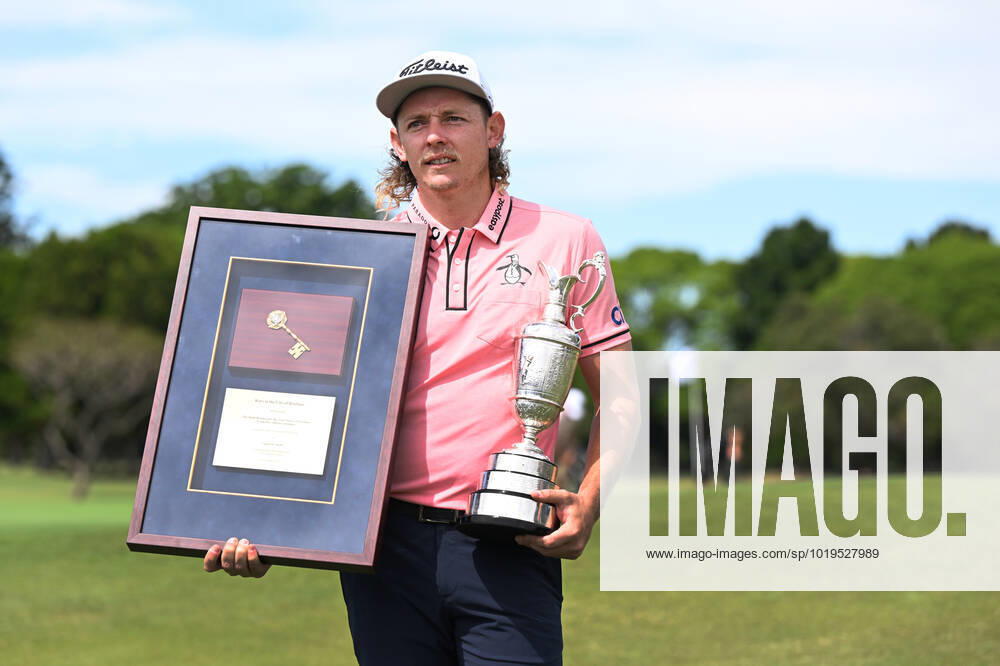 PGA, Golf Herren CHAMPIONSHIP PRESSERS, Cameron Smith is seen with the Keys to the city of Brisbane and the British Open trophy after a presentation ahead of the 2022 Australian PGA Championship, at Royal Queensland Golf Club in Brisbane, Tuesday, November 22, 2022. ( NO ARCHIVING, , NO USE IN BOOKS WITHOUT CONSENT BRISBANE QUEENSLAND AUSTRALIA