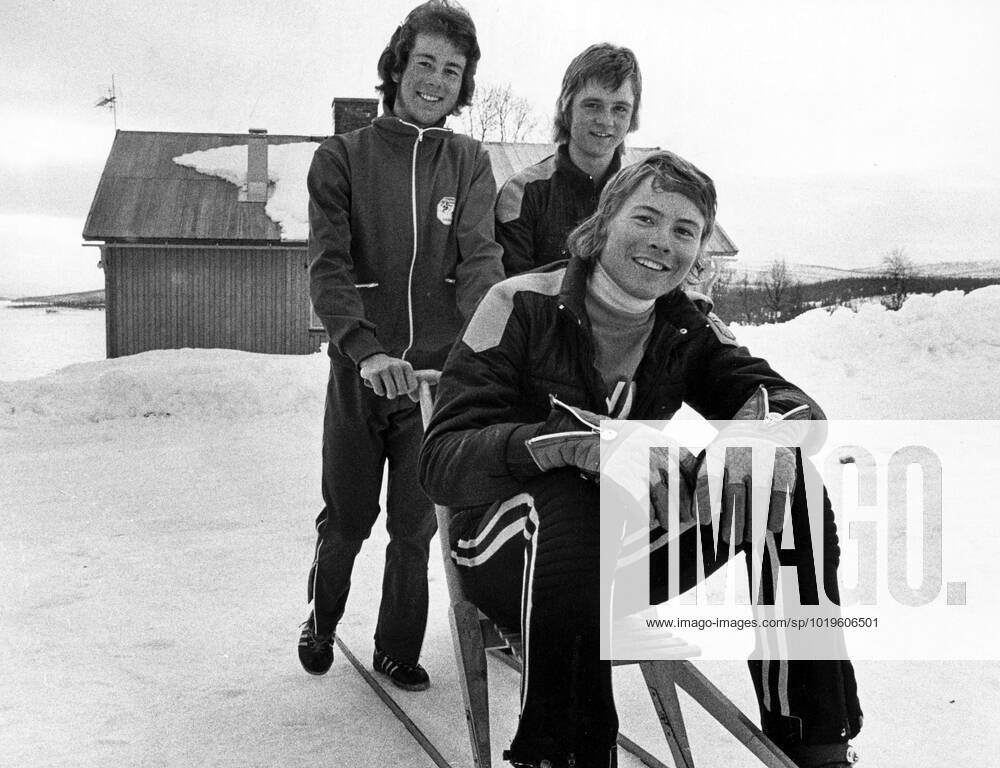 Tärnaby 1974 02 28 Ingemar Stenmark, 17 years old from Tärnaby, showed at the World Cup in Voss in Norway on Saturday that he definitely belongs to the world elite in giant slalom The picture shows Ingemar TV together with his club mates at home in Tärnaby, Stig Strand and Thomas Ringbrant sitting These three make up the worlds best village team DN has visited the trio in their home environment Tärnaby Sweden