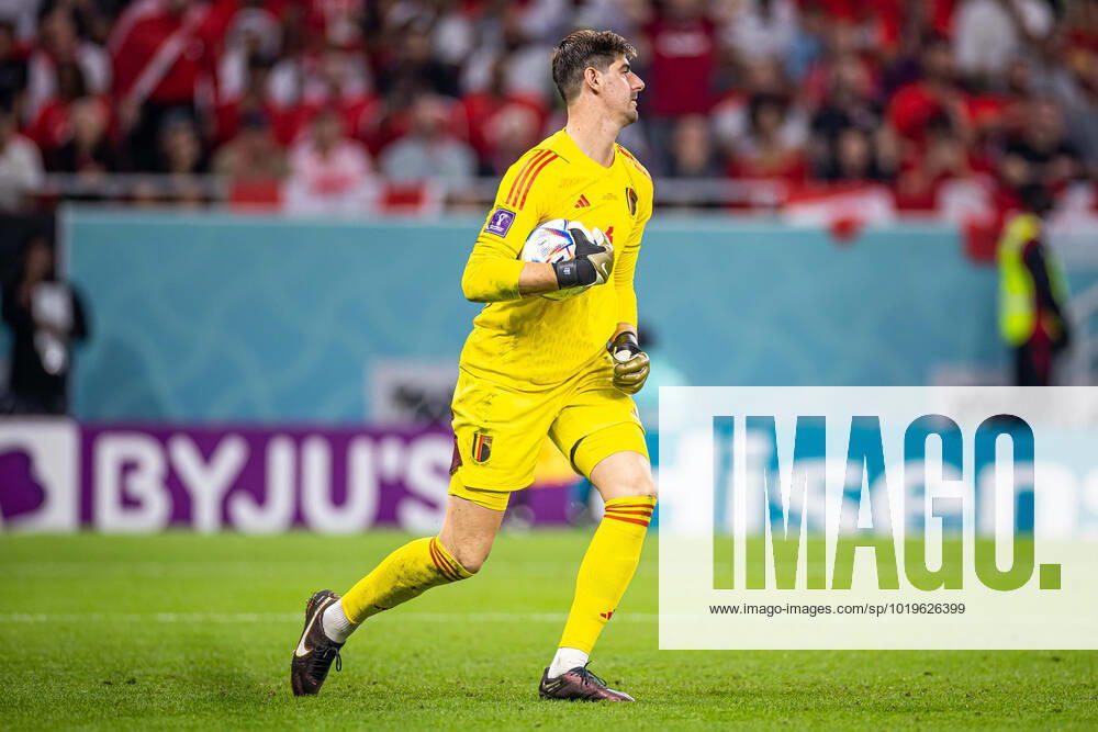 DOHA, KATAR, AHMAD BIN ALI STADIUM, PILKA NOZNA MISTRZOSTWA SWIATA W PILCE NOZNEJ KATAR 2022 ( FIFA World Cup, WM, Weltmeisterschaft, Fussball QATAR 2022 ) MECZ BELGIA - KANADA GAME BELGIUM - CANADA NZ THIBAUT COURTOIS FOTO LUKASZ SKWIOT CYFRASPORT NEWSPIX.PL --- Newspix.pl 20221123CSLS197