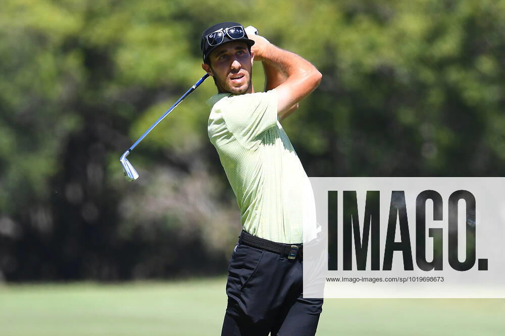 GOLF AUSTRALIAN PGA, Golf Herren John Lyras plays a shot during Day 2 of the 2022 Fortinet Australian PGA Championship at the Royal Queensland Golf Club in Brisbane, Friday, November 25, 2022. ( NO ARCHIVING, , NO USE IN BOOKS WITHOUT CONSENT BRISBANE QUEENSLAND AUSTRALIA