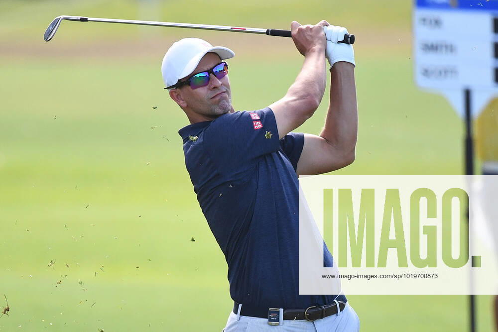 GOLF AUSTRALIAN PGA, Golf Herren Adam Scott plays a shot during Day 2 of the 2022 Fortinet Australian PGA Championship at the Royal Queensland Golf Club in Brisbane, Friday, November 25, 2022. ( NO ARCHIVING, , NO USE IN BOOKS WITHOUT CONSENT BRISBANE QUEENSLAND AUSTRALIA