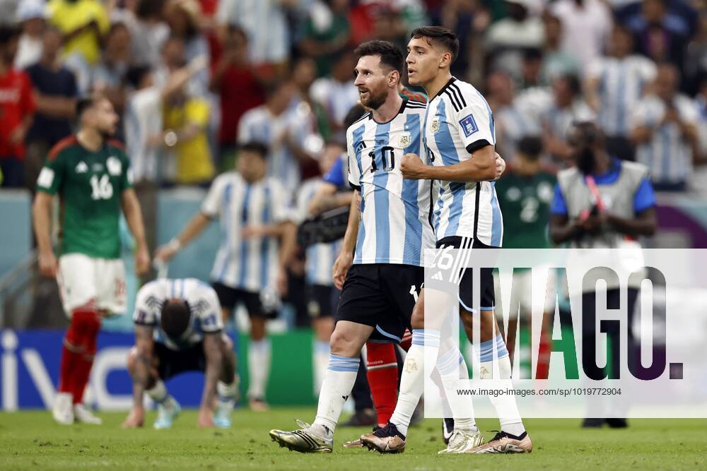 LUSAIL CITY l r Lionel Messi of Argentina, Nahuel Molina of Argentina during the FIFA World Cup Qatar 2022 group C match between Argentina and Mexico at Lusail Stadium on November 26, 2022 in Lusail City, Qatar AP Dutch Height MAURICE OF STONE FIFA World Cup Qatar 2022 2022 ANPxSportx xMauricexvanxSteenxWKxIVx 458393901 originalFilename: 458393901