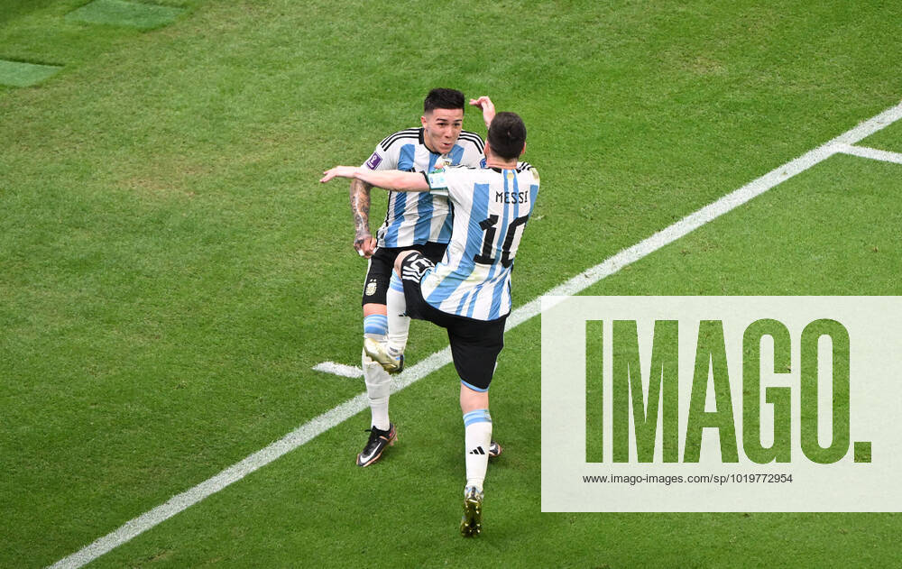 Football, Men, Season 2022 23, World Cup in Qatar, Group C 2 Matchday , Argentina Mexico at Lusail Iconic Stadium in Lusail, f l Enzo Fernandez Argentina , Lionel Messi Argentina , cheering after goal to 2 0, 26 11 2022,