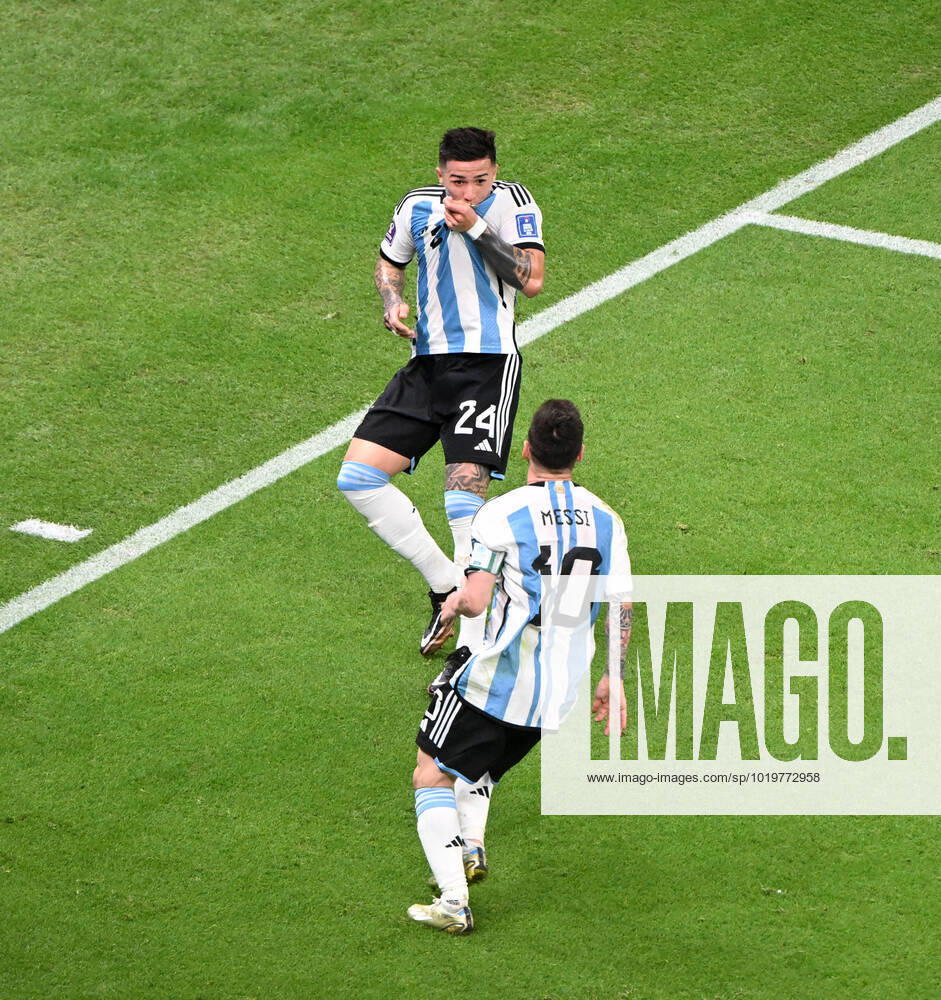Football, Men, Season 2022 23, World Cup in Qatar, Group C 2 Matchday , Argentina Mexico at Lusail Iconic Stadium in Lusail, f l Enzo Fernandez Argentina , Lionel Messi Argentina , cheering after goal to 2 0, 26 11 2022,