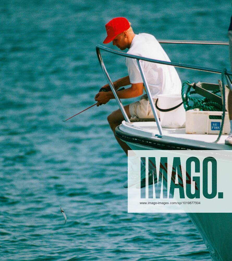 Klas Ingesson, football player Sweden national team, fishing 1992 06 02 c ALLARD LASSE Aftonbladet IBL Bildbyra EXPRESSEN OUT AFTONBLADET 2116 Sweden football