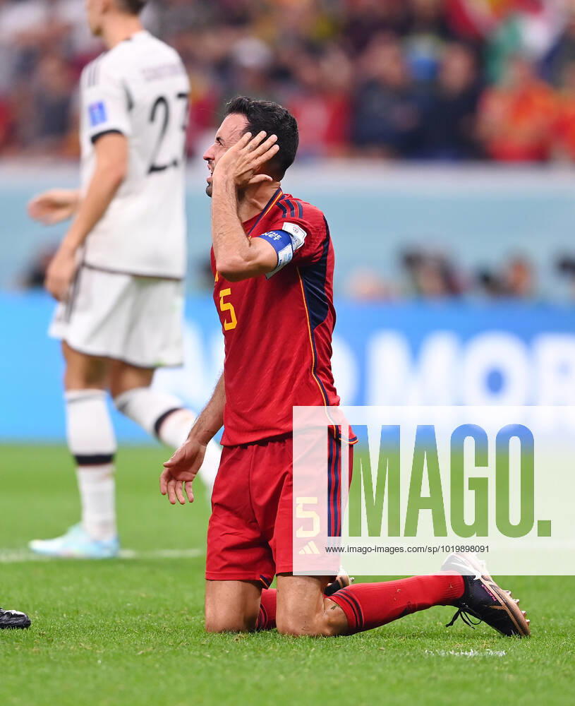 FOOTBALL World Cup 2022 PRE-ROUND GROUP E Spain Germany 26 11 2022 Sergio Busquets Spain down