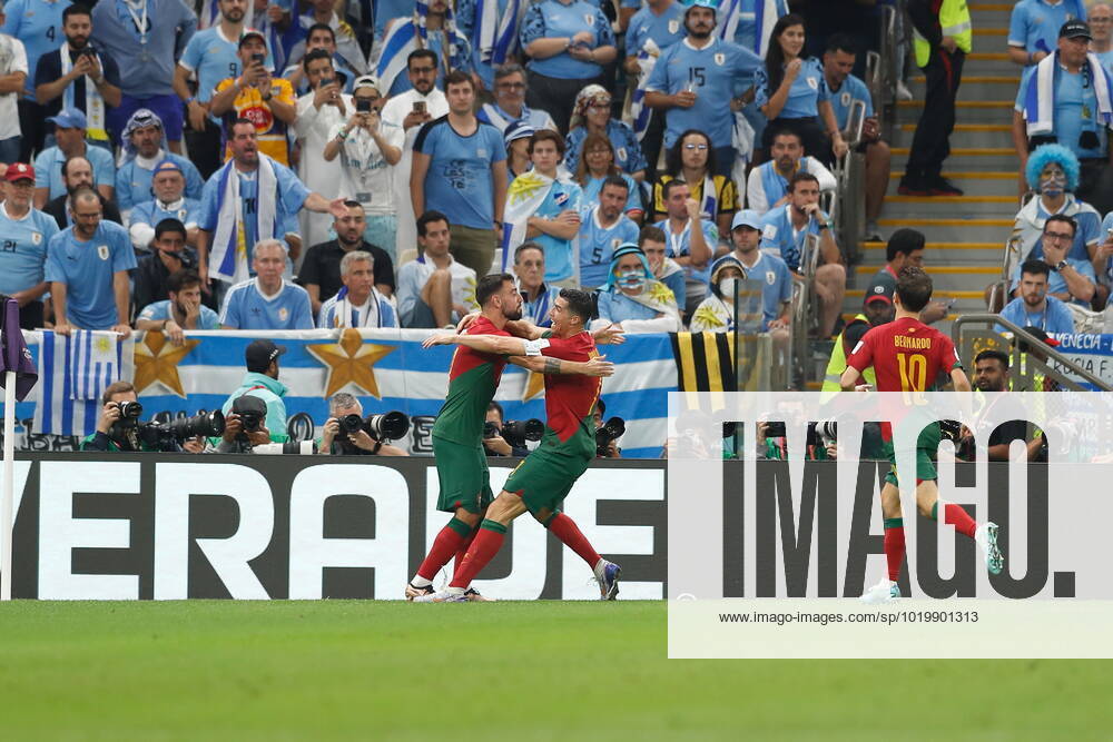 (L-R) Bruno Fernandes, Cristiano Ronaldo (POR), NOVEMBER 28, 2022 - Football Soccer : Ronaldo and Fernandes celebrate after Bruno Fernandes s goal during FIFA World Cup, WM, Weltmeisterschaft, Fussball Qatar 2022 Group stage Group H match between Portugal 2-0 Uruguay at the Lusail Stadium in Al Daayen, Qatar. Noxthirdxpartyxsales (205046073)