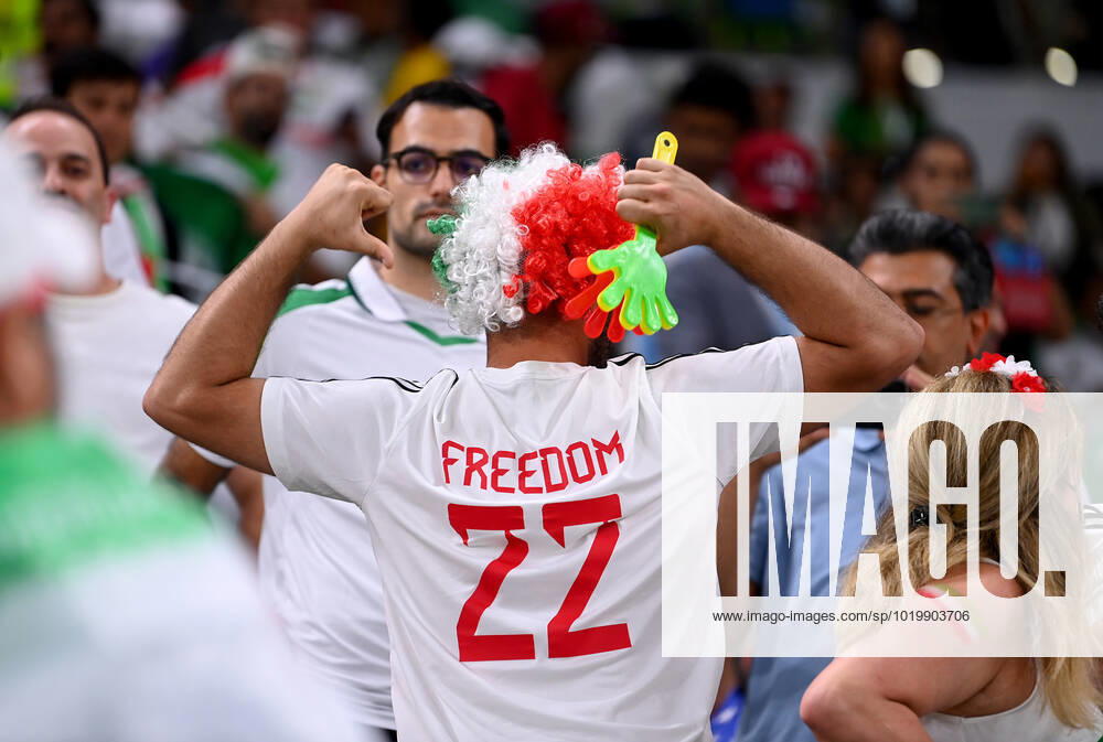 FOOTBALL WORLD CUP 2022 PRE-ROUND GROUP B Iran USA 29 11 2022 Fanr of the Iranian national team with a jersey with the inscription Freedom