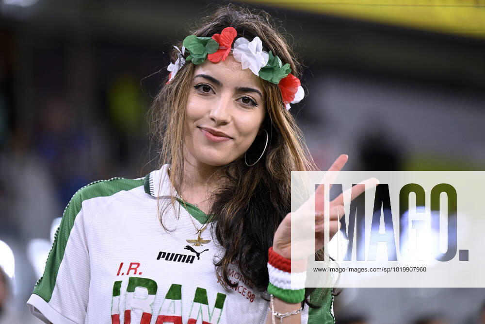 FANS Team Iran FIFA World Cup 2022 in Qatar Preliminary Round Match Group B Iran USA on 29 11 2022 at Thumama Stadium DFL REGULATIONS PROHIBIT ANY USE OF PHOTOGRAPHS as IMAGE SEQUENCES and or QUASI VIDEO
