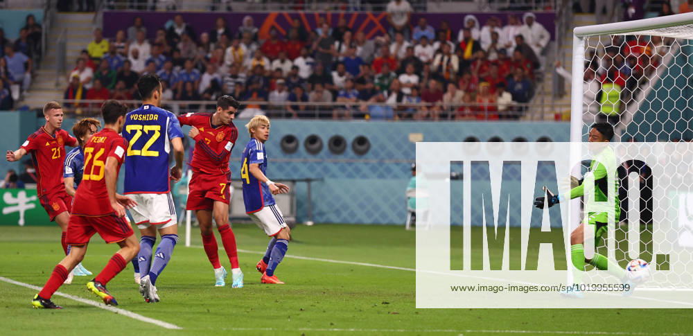 Doha, Qatar, 1st December 2022. Alvaro Morata of Spain scoring the first goal during the FIFA World Cup, WM, Weltmeisterschaft, Fussball 2022 match at Khalifa International Stadium, Doha. Picture credit should read: David Klein Sportimage . SPI-2077-0020