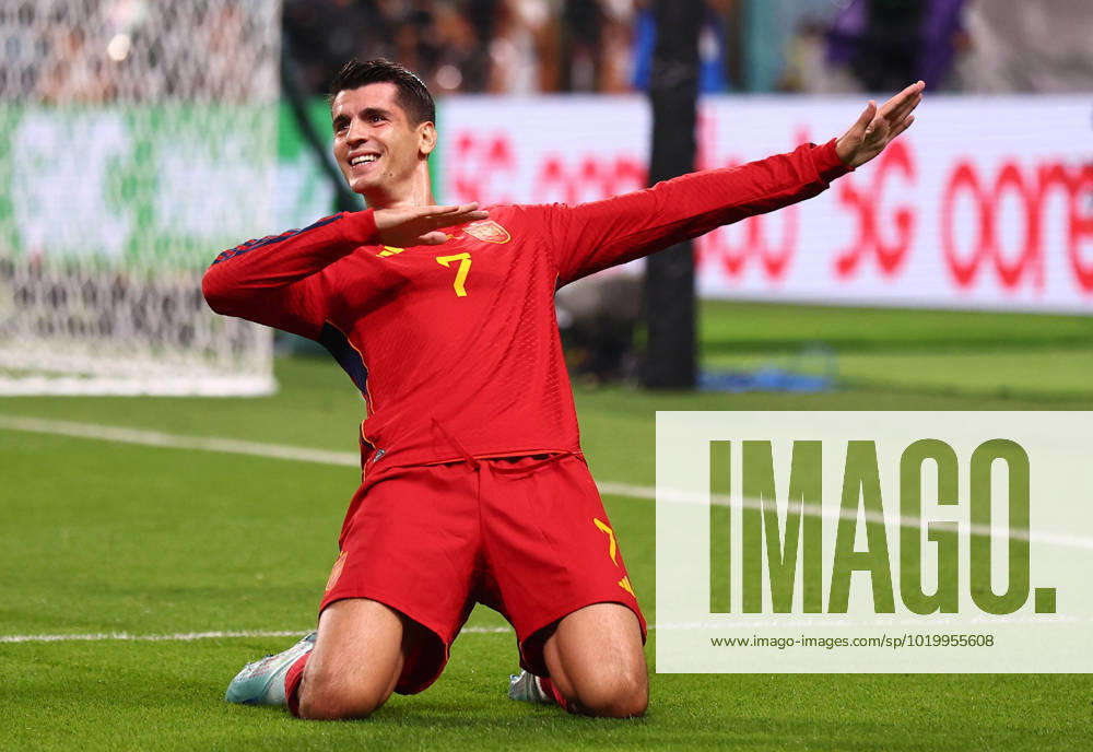 Doha, Qatar, 1st December 2022. Alvaro Morata of Spain celebrates scoring the first goal during the FIFA World Cup, WM, Weltmeisterschaft, Fussball 2022 match at Khalifa International Stadium, Doha. Picture credit should read: David Klein Sportimage . SPI-2077-0024