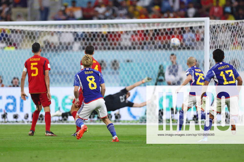 Ritsu Doan (JPN), DECEMBER 1, 2022 - Football Soccer : FIFA World Cup, WM, Weltmeisterschaft, Fussball Qatar 2022 Group E match between Japan - Spain at Khalifa International Stadium in Al Rayyan, Qatar. (205270695)