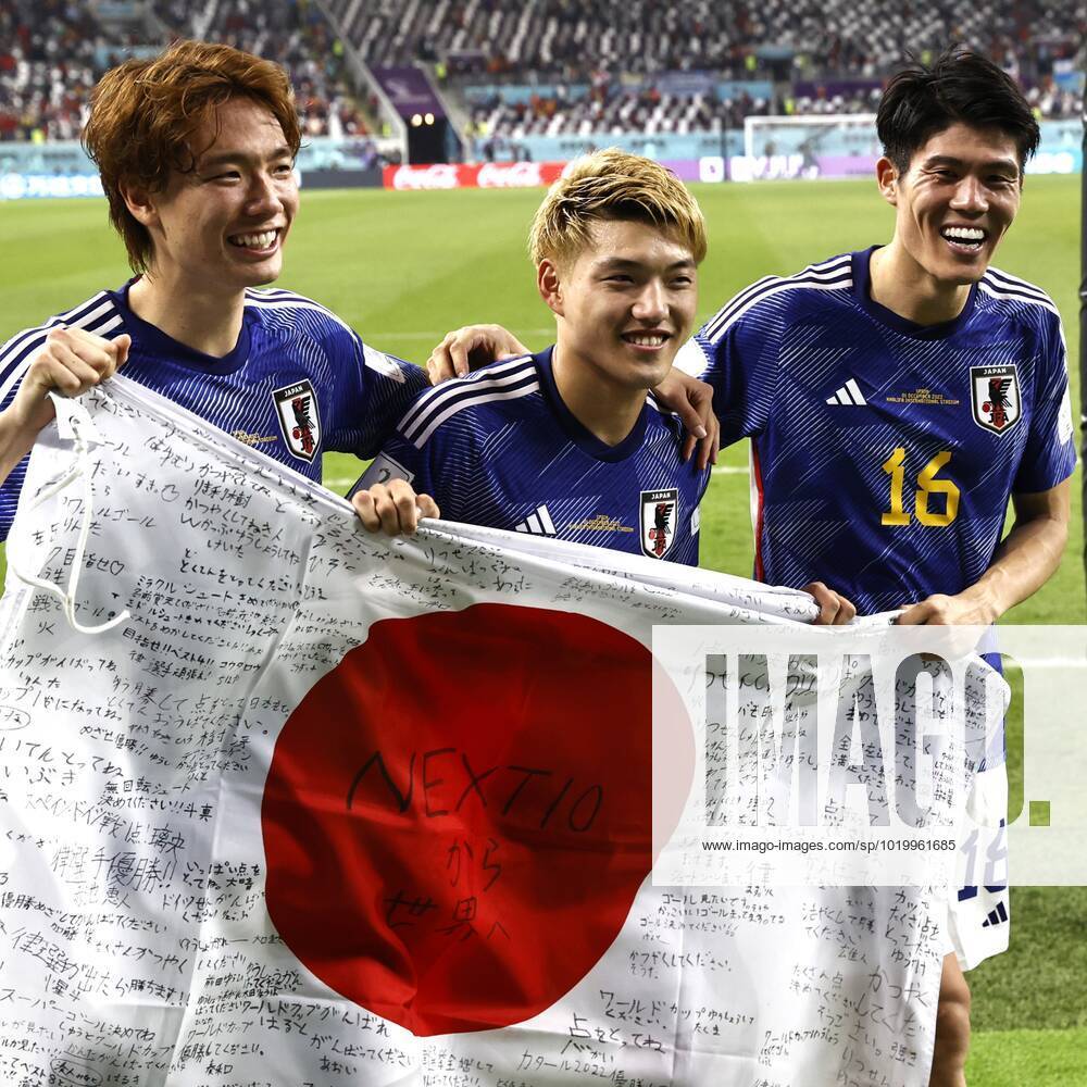 AL RAYYAN l r Ko Itakura of Japan, Ritsu Doan of Japan, Takehiro Tomiyasu of Japan during the FIFA World Cup Qatar 2022 group E match between Japan and Spain at Khalifa International stadium on December 1, 2022 in Ar Rayyan, Qatar AP Dutch Height MAURICE OF STONE FIFA World Cup Qatar 2022 2022 ANPxSportx xMauricexvanxSteenxWKxIVx 458709791 originalFilename: 458709791