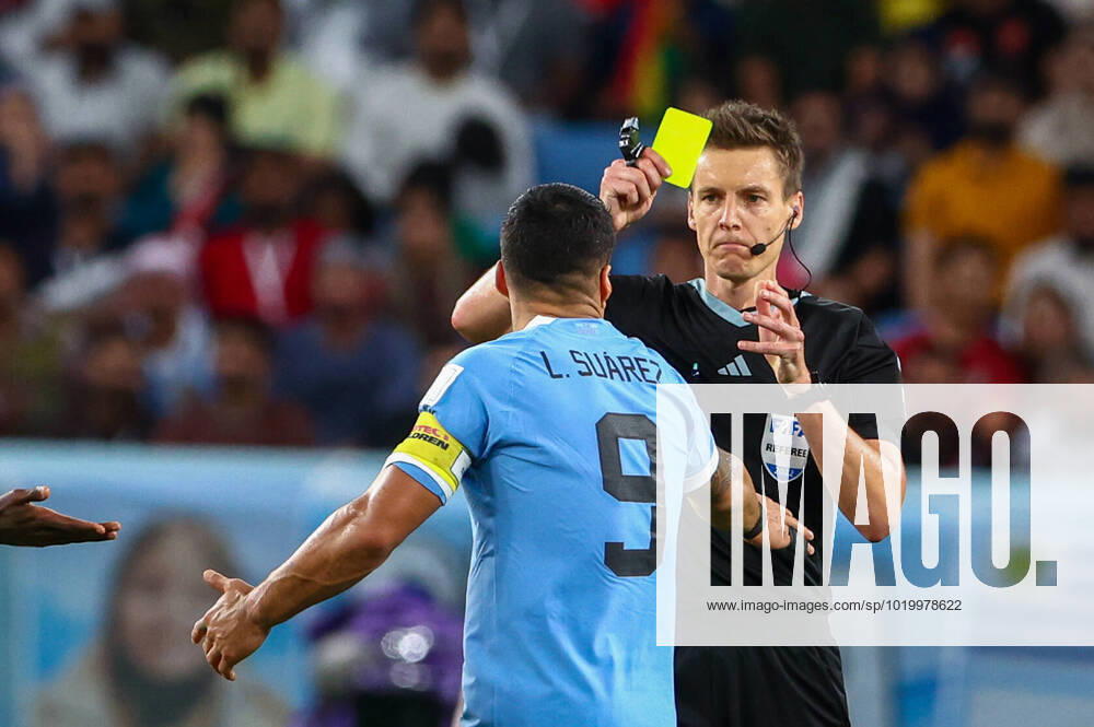 Ghana v Uruguay: Group H - FIFA World Cup, WM, Weltmeisterschaft, Fussball Qatar 2022 Daniel Siebert referee, Luis Suarez (URU) during the World Cup match between Ghana v Uruguay , in Doha, Qatar, on December 2, 2022. NO USE POLAND Doha Qatar