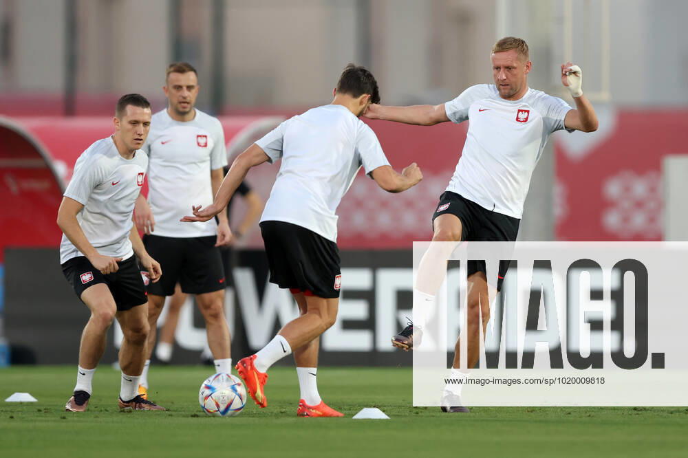 UMM SALAL MUHAMMAD 03.12.2022 MISTRZOSTWA SWIATA W PILCE NOZNEJ 2022 TRENING REPREZENTACJI POLSKI --- 2022 FIFA World Cup, WM, Weltmeisterschaft, Fussball POLISH FOOTBALL national team, Nationalteam TRAINING SESSION PIOTR ZIELINSKI KAMIL GROSICKI BARTOSZ BERESZYNSKI KAMIL GLIK FOT. PIOTR KUCZA FOTOPYK NEWSPIX.PL --- Newspix.pl POLAND OUT! 221204PYK081