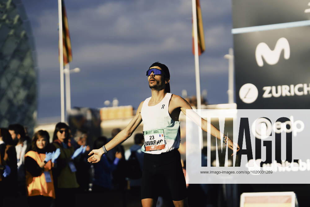42th Valencia Marathon Trinidad Alfonso 2022 Valencia, 04 12 2022 Nicolas Navarro FRA on 04 12 2022 at the 42th Valencia Marathon Trinidad Alfonso 2022