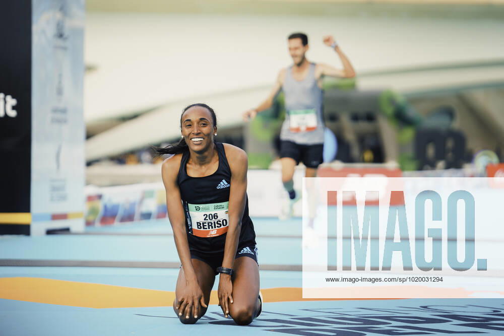 42th Valencia Marathon Trinidad Alfonso 2022 Valencia, 04 12 2022 Womens winner Amane Beriso Shankule ETH at the 42th Valencia Marathon Trinidad Alfonso 2022 on 04 12 2022