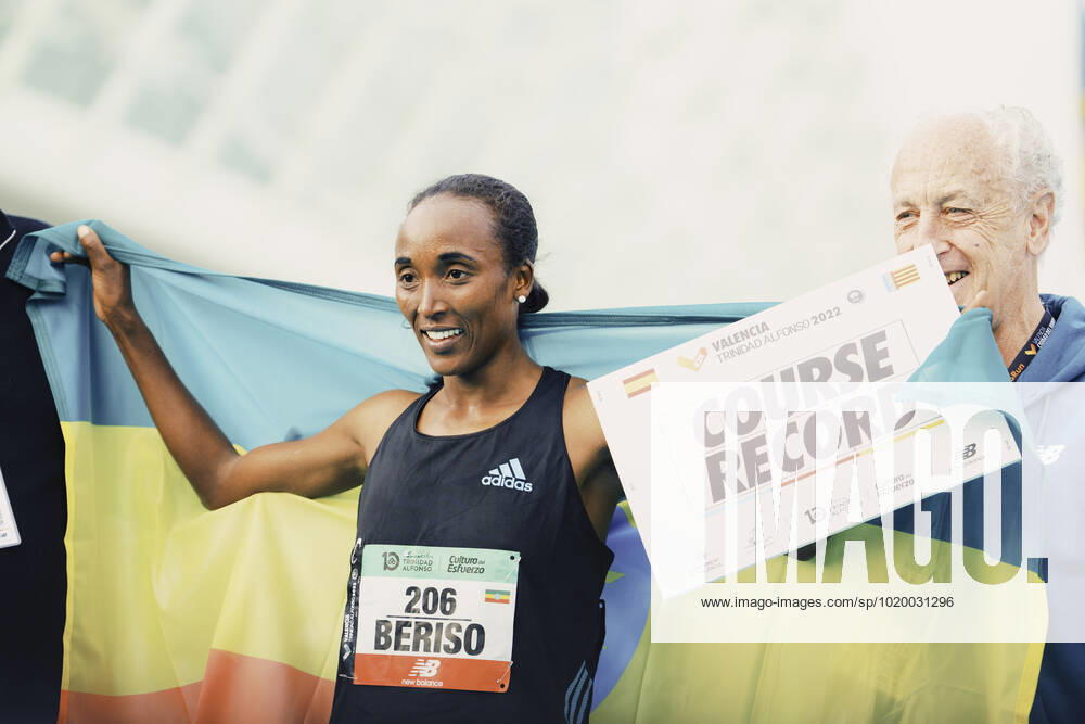 42th Valencia Marathon Trinidad Alfonso 2022 Valencia, 04 12 2022 Womens winner Amane Beriso Shankule ETH at the 42th Valencia Marathon Trinidad Alfonso 2022 on 04 12 2022