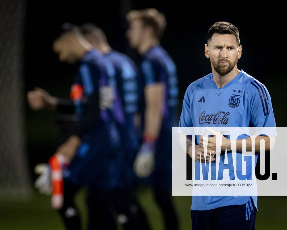 DOHA Lionel Messi during a training session of the Argentina national team on December 5, 2022 in Doha, Qatar Argentina will meet the Dutch national team in the eighth final ANP KOEN VAN WEEL FIFA World Cup Qatar 2022 2022 ANPxSportx IVx 458922715 originalFilename: 458922715