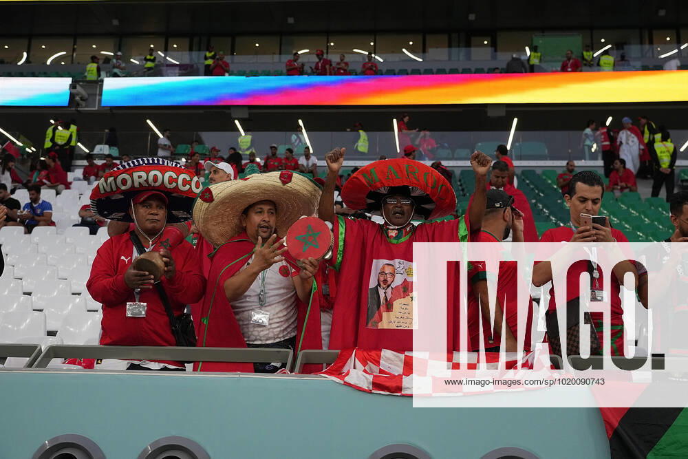 Education City Stadium, Doha, QAT, World Cup FIFA 2022, Round of 16, Morocco vs Spain, in picture Moroccan fans in the stands Doha Education City Stadium Qatar eu-images-506