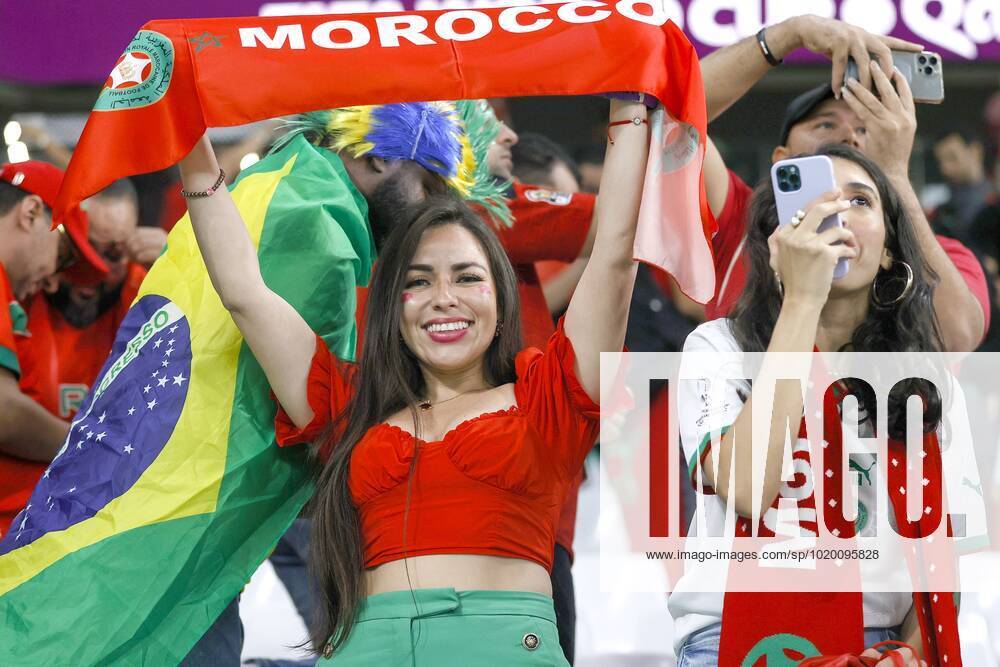 DOHA, 06-12-2022, Stadium Education City, World Cup round of 16 between Morocco - Spain. supporters of Morocco celebrating the win Morocco - Spain x19459400x