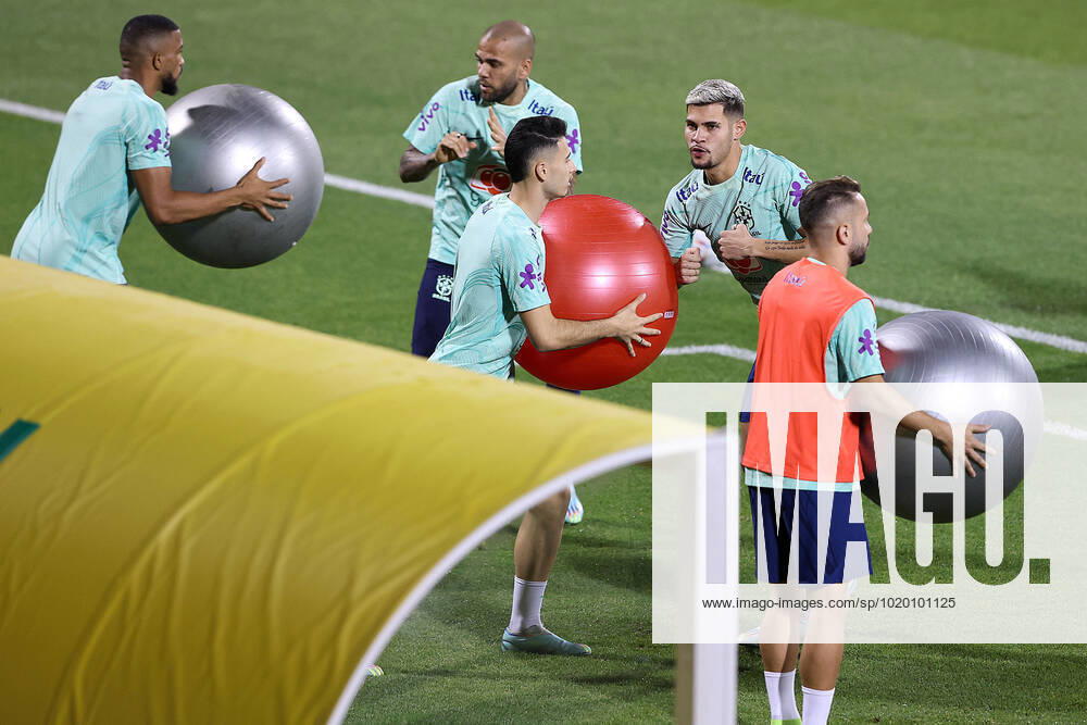 Brazil Training Session - FIFA World Cup, WM, Weltmeisterschaft, Fussball Qatar 2022 Fabinho of Brazil during Brazil training session at Al Arabi SC Stadium in Doha, Qatar on December 6, 2022. GoranxStanzl PIXSELL