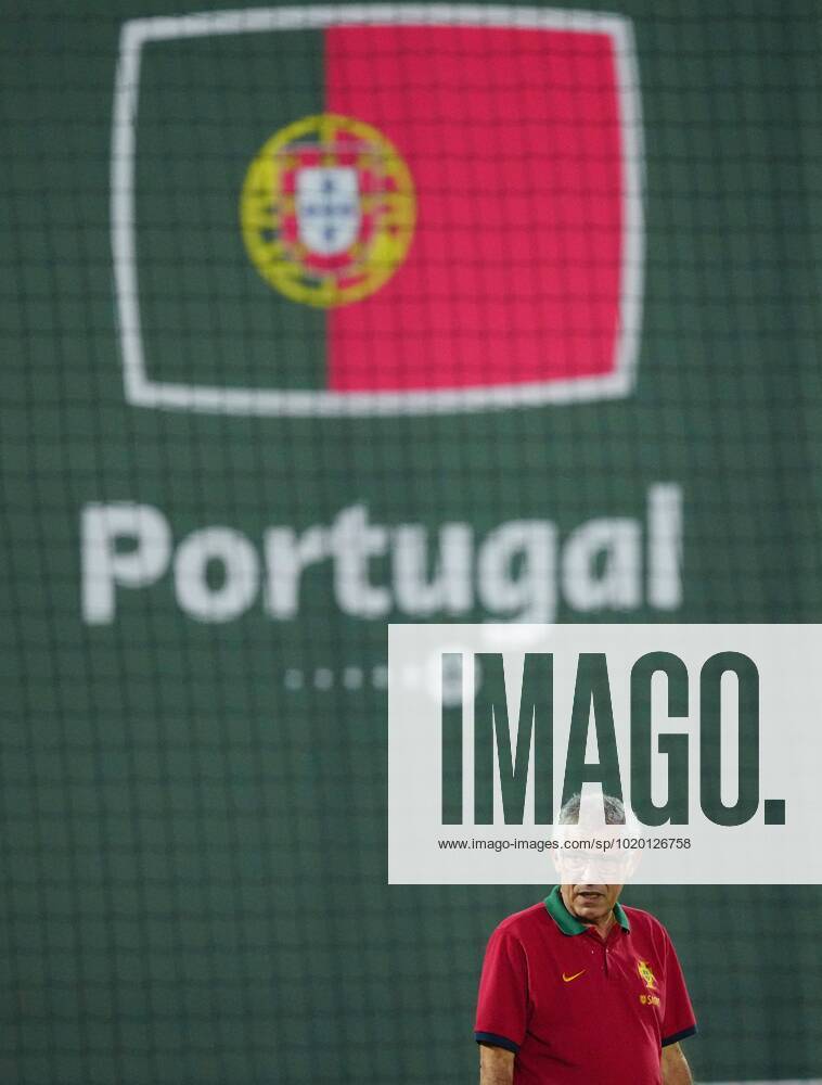 Mandatory Credit: Photo by Javier Garcia Shutterstock (13655708ae) Manager Fernando Santos of Portugal Portugal Training, FIFA World Cup, WM, Weltmeisterschaft, Fussball 2022, Football, Al Shahaniya SC Training Site, Al Shahaniya, Qatar - 08 Dec 2022 Editorial Use Only Portugal Training, FIFA World Cup 2022, Football, Al Shahaniya SC Training Site, Al Shahaniya, Qatar - 08 Dec 2022 Editorial Use Only