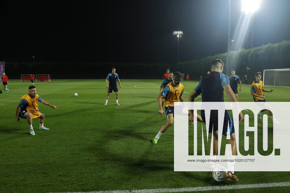 Croatia s players take part in training session held in Doha, Qatar, 08 December 2022. Croatia will face Brazil in their FIFA World Cup, WM, Weltmeisterschaft, Fussball 2022 quarter final soccer match on 09 December. Croatia s training session !ACHTUNG: NUR REDAKTIONELLE NUTZUNG!