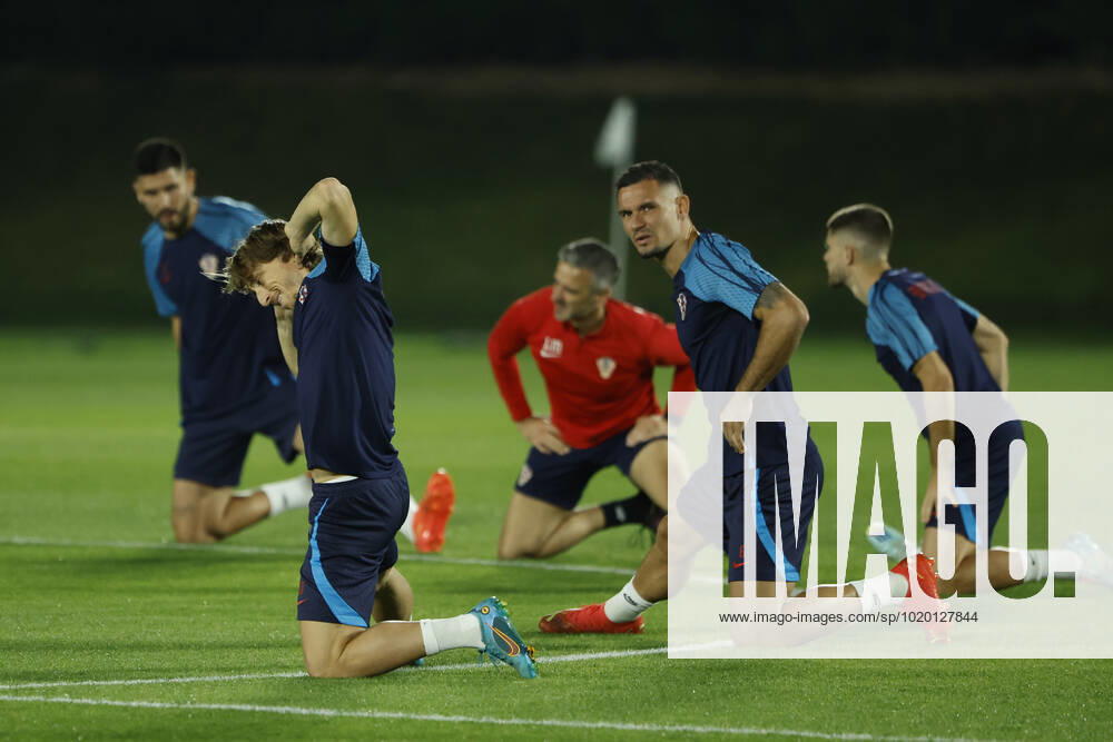 Croatia s players take part in training session held in Doha, Qatar, 08 December 2022. Croatia will face Brazil in their FIFA World Cup, WM, Weltmeisterschaft, Fussball 2022 quarter final soccer match on 09 December. Croatia s training session !ACHTUNG: NUR REDAKTIONELLE NUTZUNG!