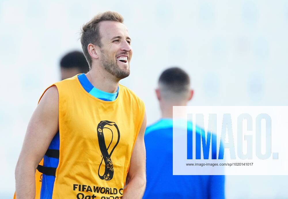 Mandatory Credit: Photo by Javier Garcia Shutterstock (13658575o) Harry Kane of England England Training and press conference, PK, Pressekonferenz FIFA World Cup, WM, Weltmeisterschaft, Fussball 2022, Football, Al Wakrah Sports Complex, Al Wakrah, Qatar - 09 Dec 2022 Editorial Use Only England Training and Press Conference, FIFA World Cup 2022, Football, Al Wakrah Sports Complex, Al Wakrah, Qatar - 09 Dec 2022 Editorial Use Only