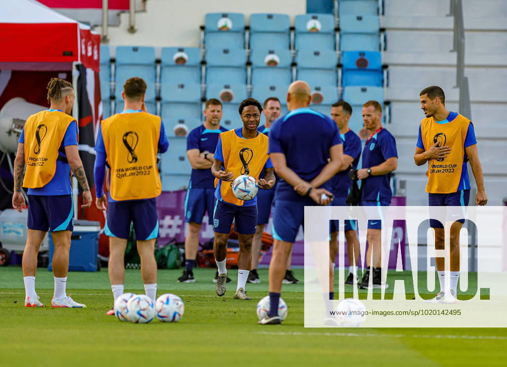 England 2022 FIFA World Cup, WM, Weltmeisterschaft, Fussball Training Session Raheem Sterling during the England national team, Nationalteam training session ahead of the 2022 FIFA World Cup quarter final against France, at Al Wakra Stadium, Al Wakra, Qatar on 9 December 2022. Editorial use only ,