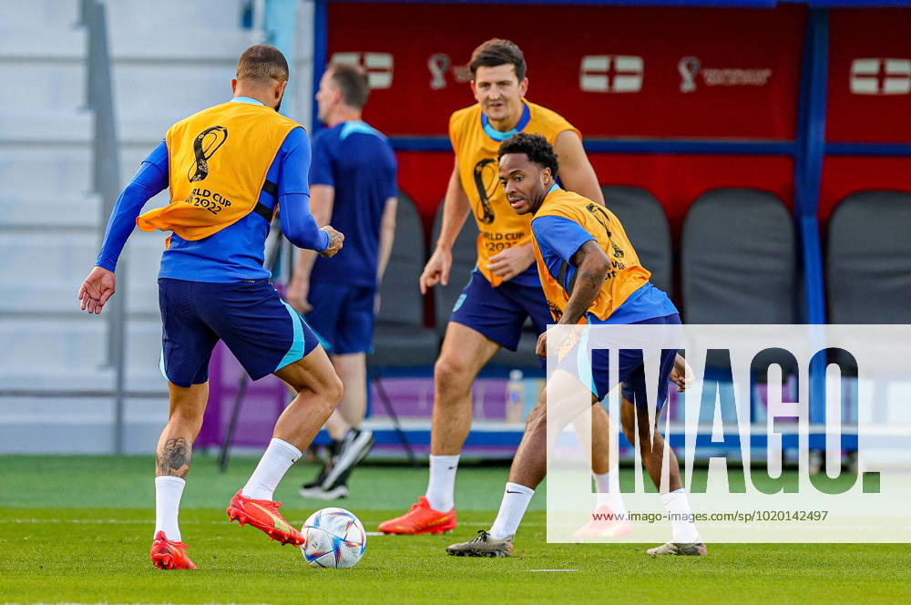 England 2022 FIFA World Cup, WM, Weltmeisterschaft, Fussball Training Session Raheem Sterling during the England national team, Nationalteam training session ahead of the 2022 FIFA World Cup quarter final against France, at Al Wakra Stadium, Al Wakra, Qatar on 9 December 2022. Editorial use only ,