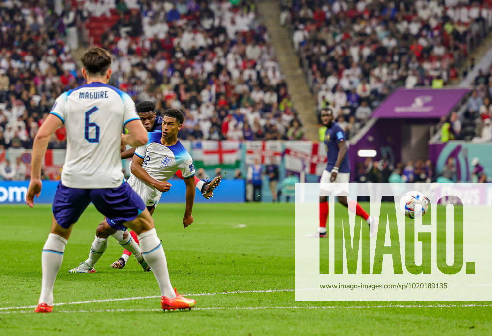 England v France 2022 FIFA World Cup, WM, Weltmeisterschaft, Fussball 10 12 2022. Quarter-finals Goal 0-1 Aurà lien Tchouameni (8) of France scores the first goal during the 2022 FIFA World Cup quarter final match between England and France at Al Bayt Stadium, Al Khor, Qatar on 10 December 2022. Editorial use only ,